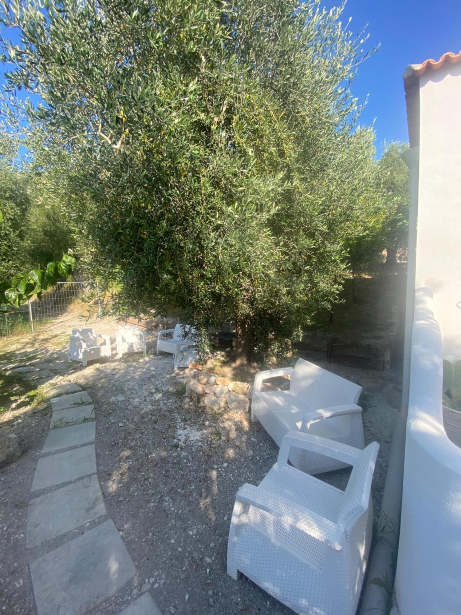 *Suite *Pozzo Dei Desideri เปสคีชี ภายนอก รูปภาพ
